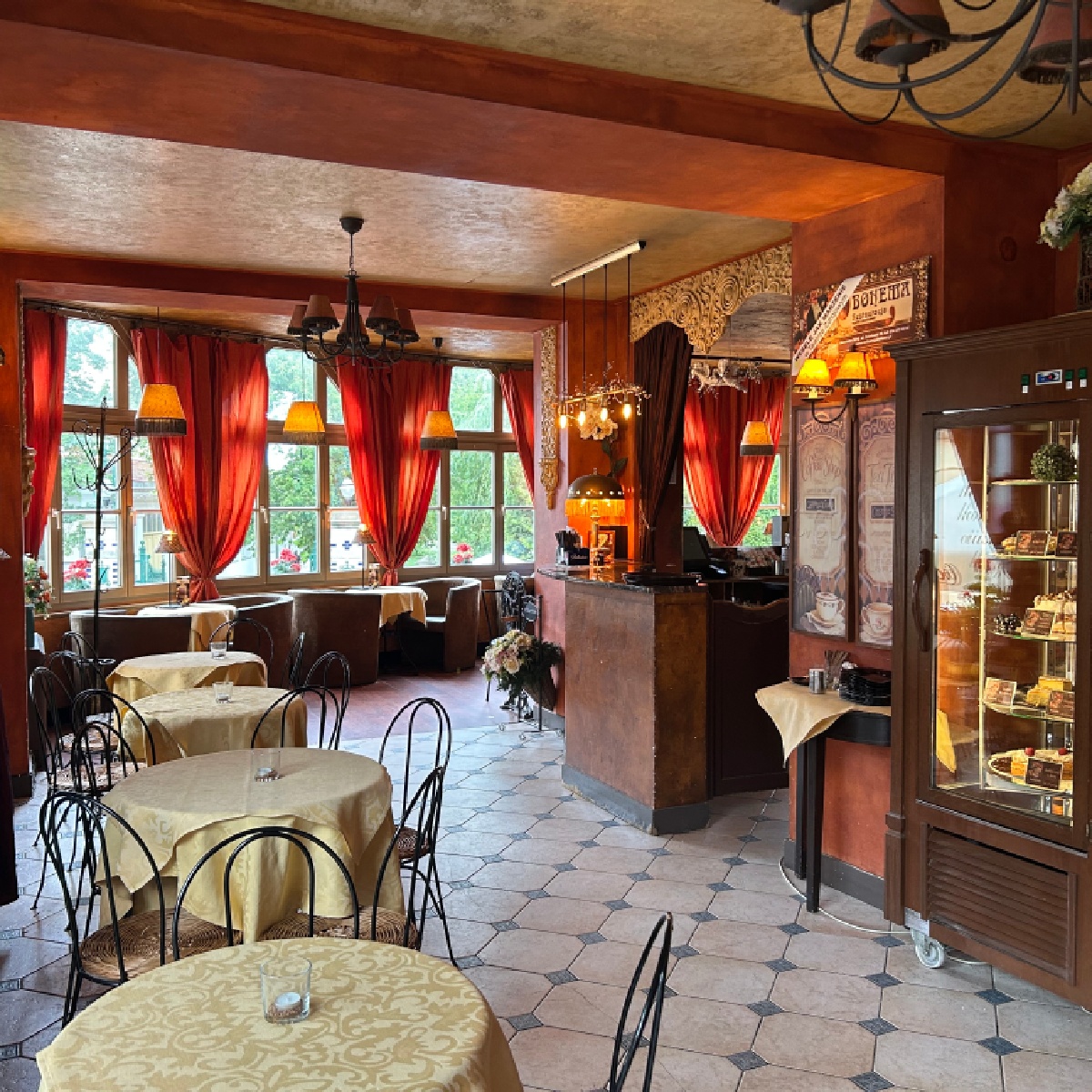 Voucher do kawiarni 200 PLN | Szczawno-Zdrój | Bohema Kawiarnie