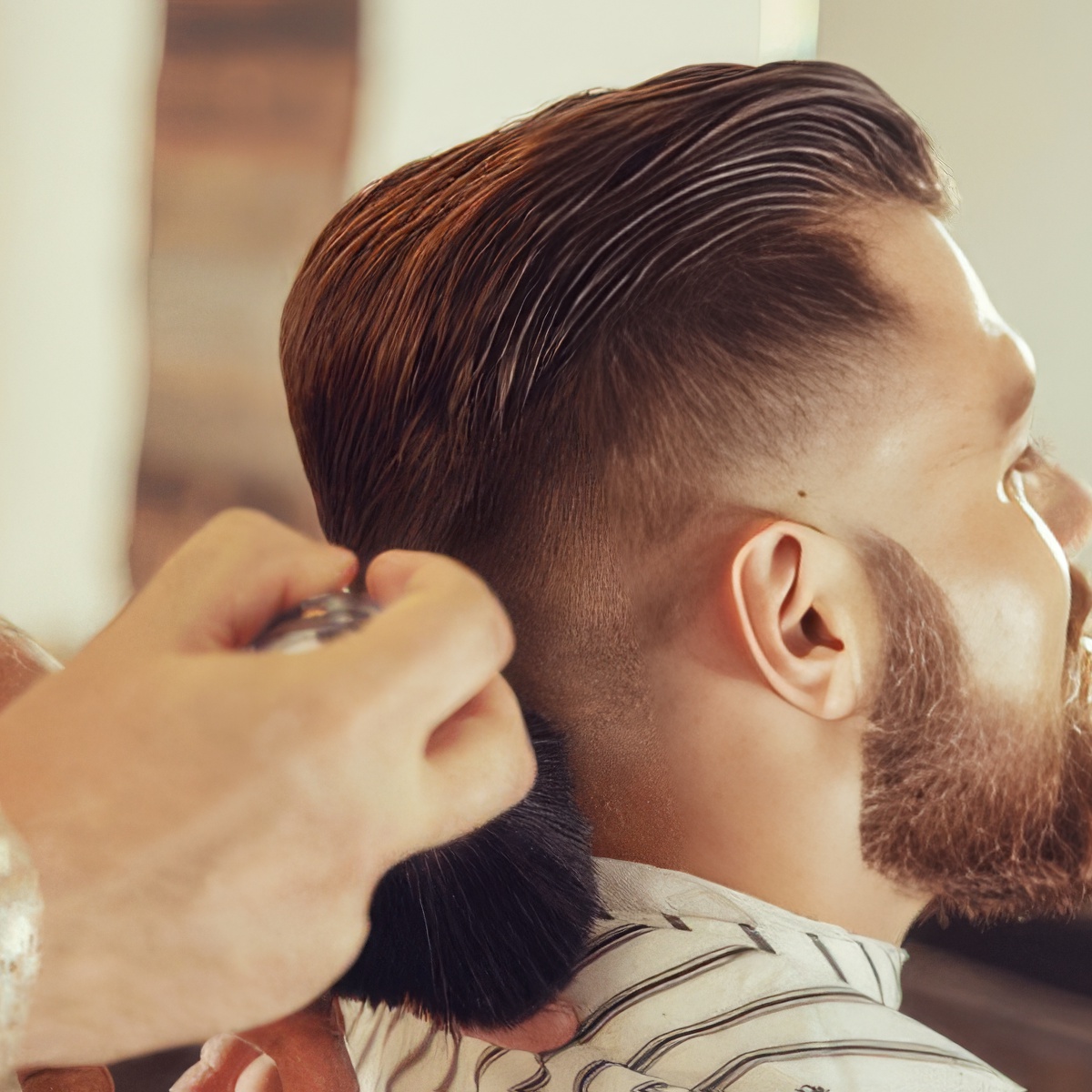 Barber - profesjonalne strzyżenie brody | Warszawa | Hop Chop Barber Shop