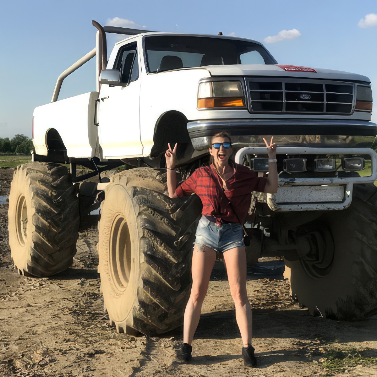 Jazda Monster Truckiem po torze | Kraków (Jaworzno)