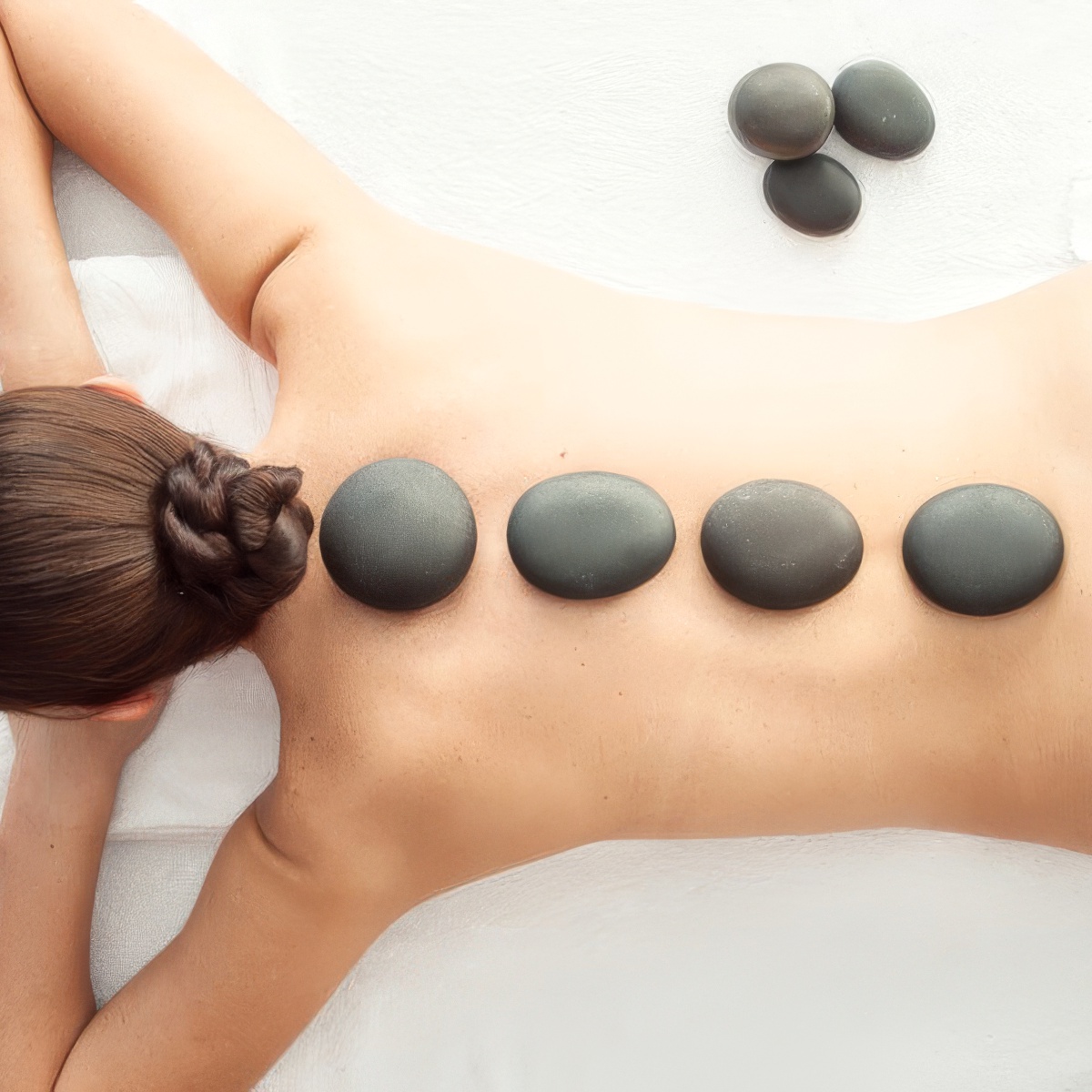 Masaż gorącymi kamieniami | Sopot | Baltiqa Day SPA