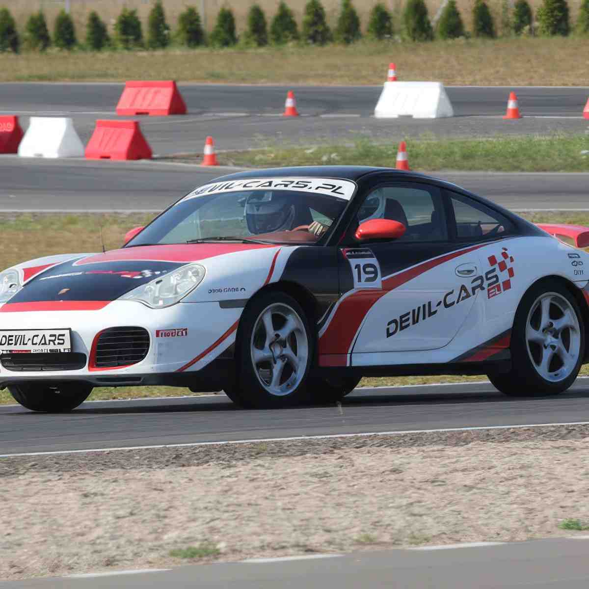 Jazda Porsche 911 Carrera 4S | Wiele lokalizacji | DEVIL-CARS