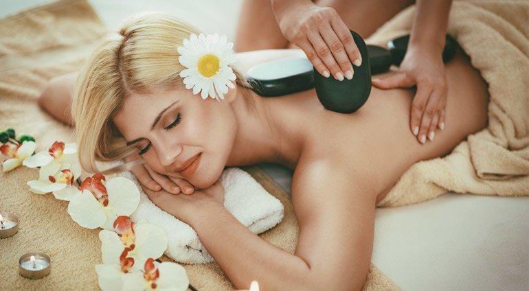 Masaż gorącymi kamieniami | Poznań (Centrum) | Samui SPA