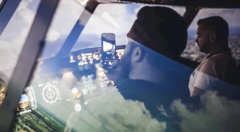 Lot zapoznawczy w symulatorze | Warszawa