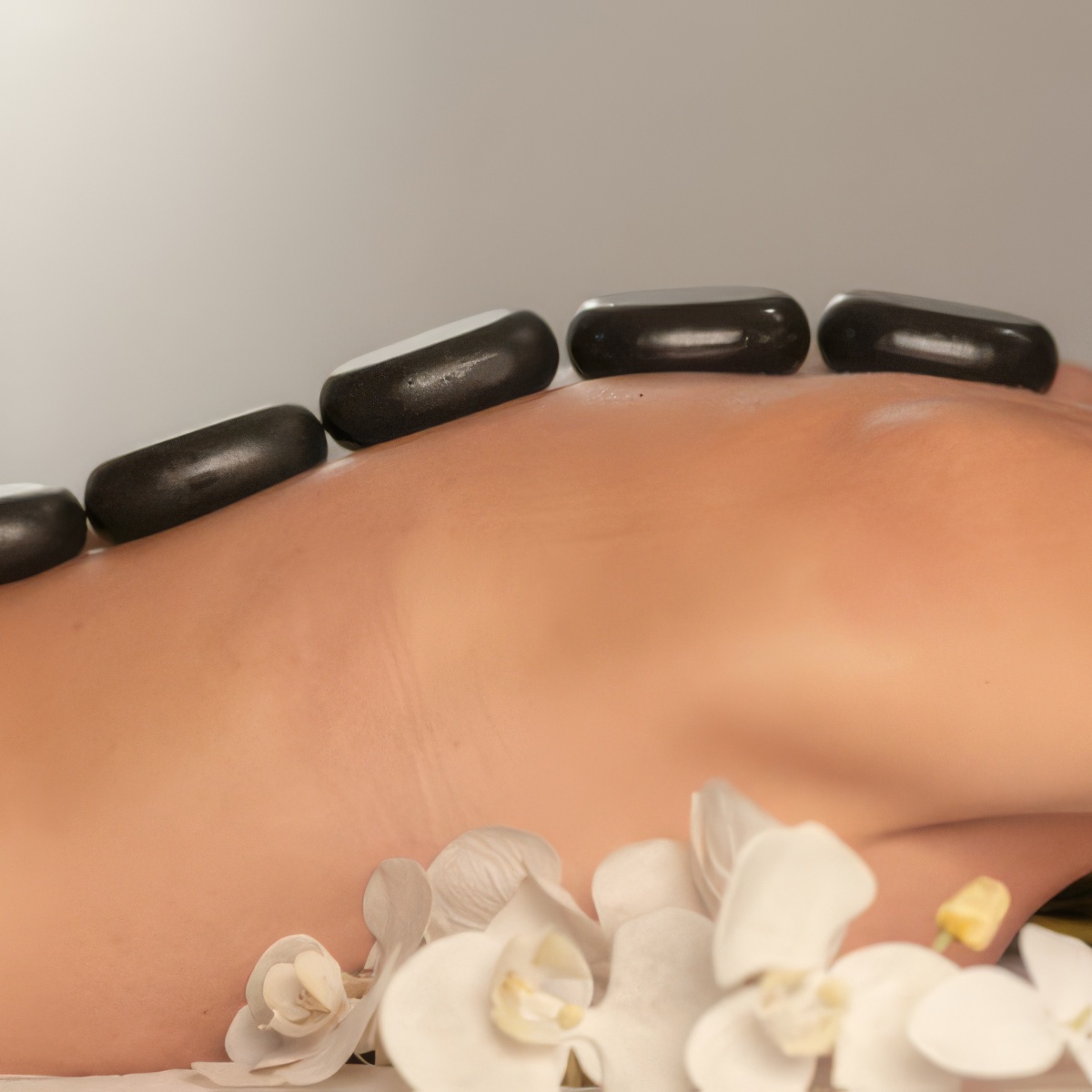 Masaż gorącymi kamieniami | Lublin | ONYX Beauty Clinic & SPA