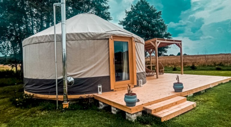 Voucher kwotowy na nocleg w Mongolskiej Jurcie | Gostynin | Lary Camping Homes