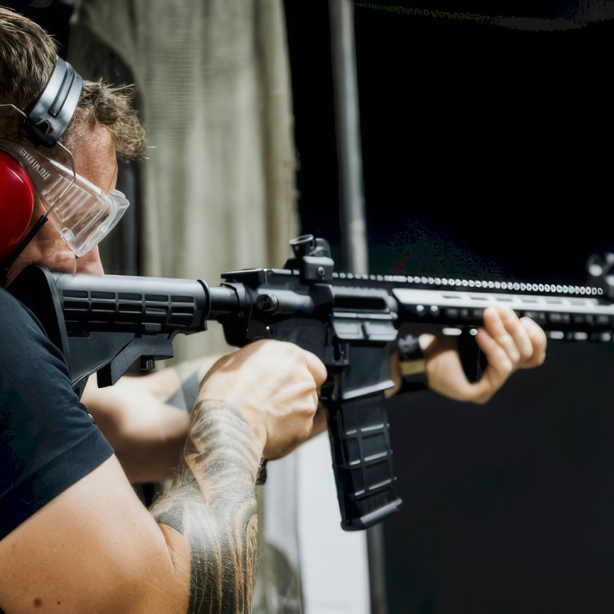 Strzelanie z kałasznikowa | Tuchola (Plaskosz)