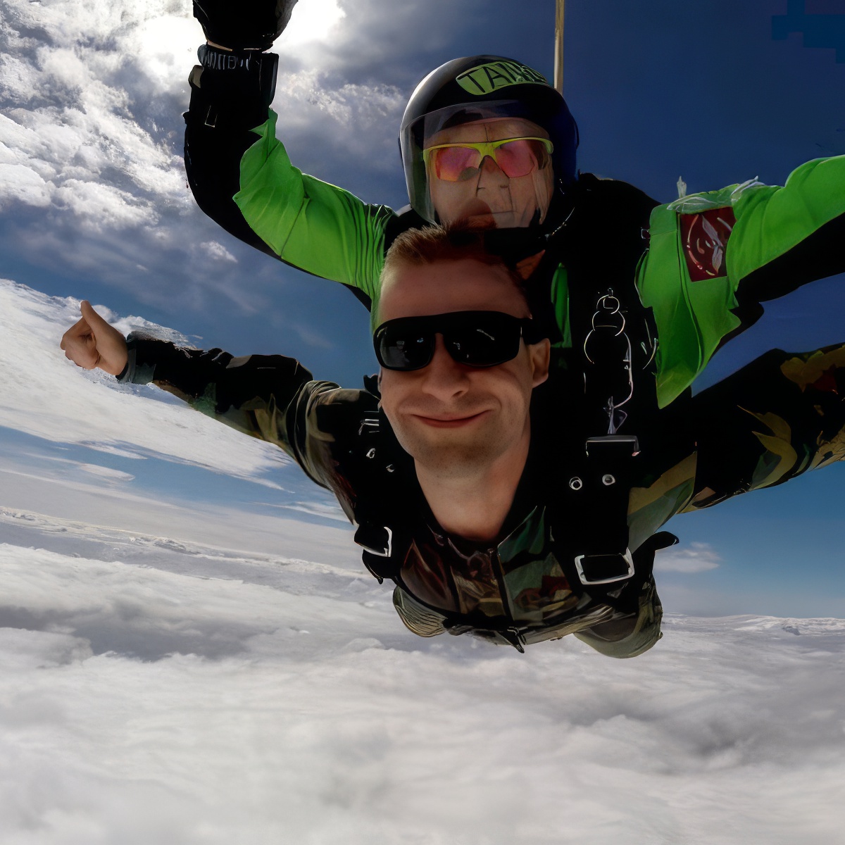 Skok ze spadochronem z filmowaniem | Tarnów (Strzelce Małe)