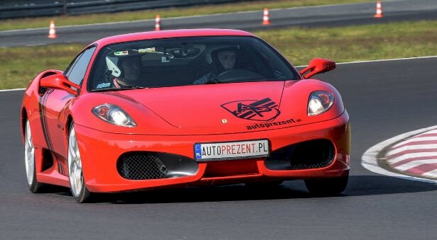 Jazda Ferrari F430 - 1 okrążenie | Poznań (Tor Główny) | Super Cars