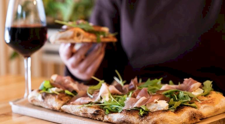 Voucher na kolację 100 PLN | Suwałki | Pizzeria pod Kłosem