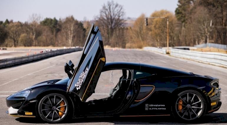 Jazda za kierownicą McLaren 570GT | Tor Toruń | SJS