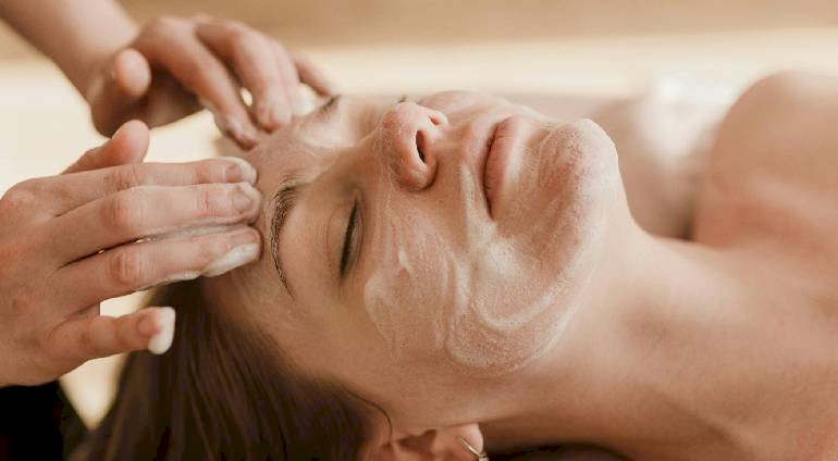 Masaż kobido | Wrocław | Salon masażu Wyspa szczęścia""