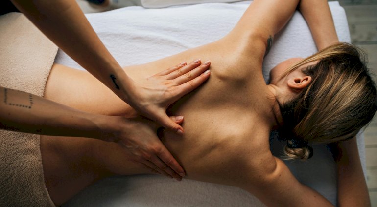 Masaż relaksacyjny | Gdańsk | MIÓD Studio masażu