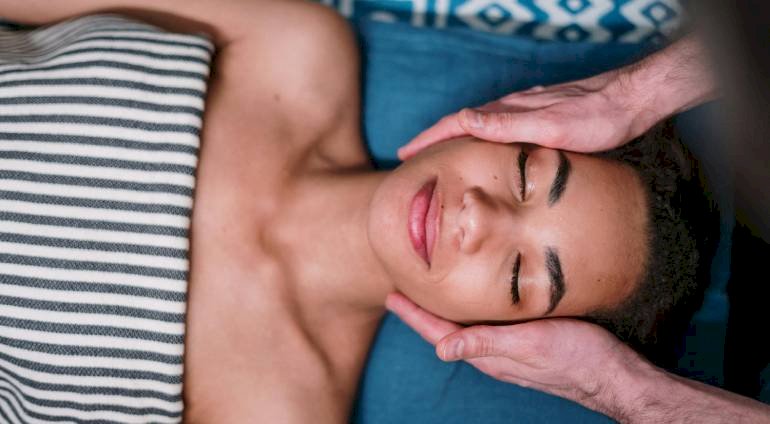 Masaż Lomi Lomi | Stare Miasto | Zoe Wellness & SPA
