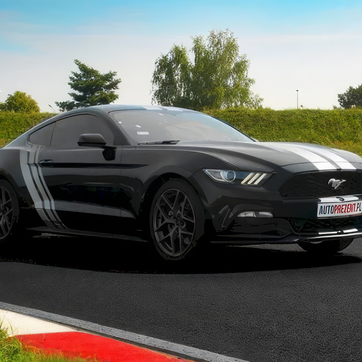 Jazda Fordem Mustangiem - 1 okrążenie | Gdańsk (Tor Pszczółki) | AUTOPREZENT