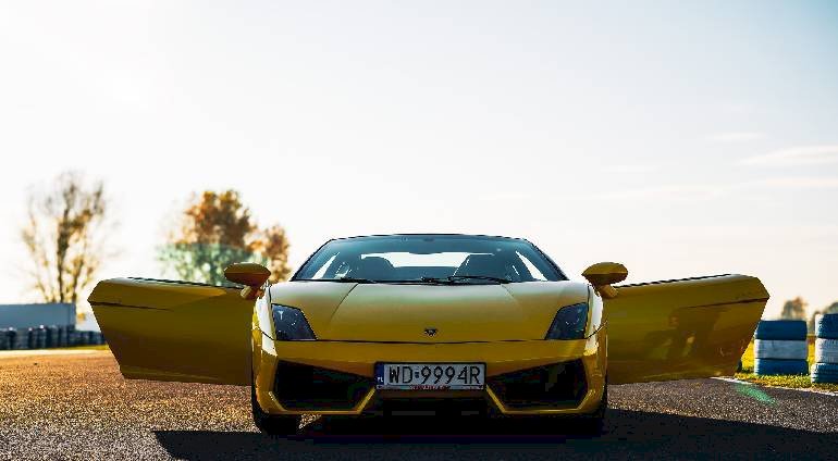 Jazda Lamborghini Gallardo - 1 okrążenie | Warszawa (Tor Słomczyn) | FunRacing