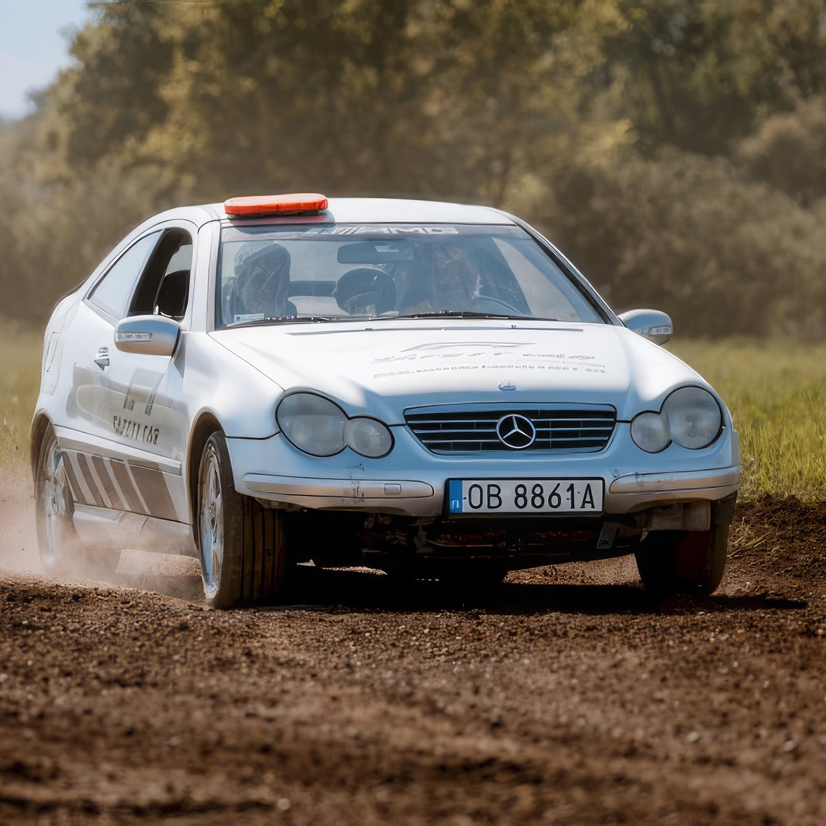 Przejazd po szutrowym torze autem tylnonapędowym | Wrocław