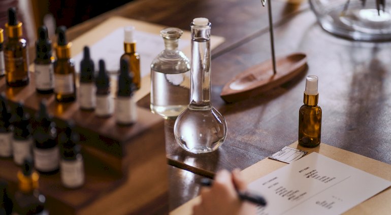Skomponuj własne perfumy | Lublin