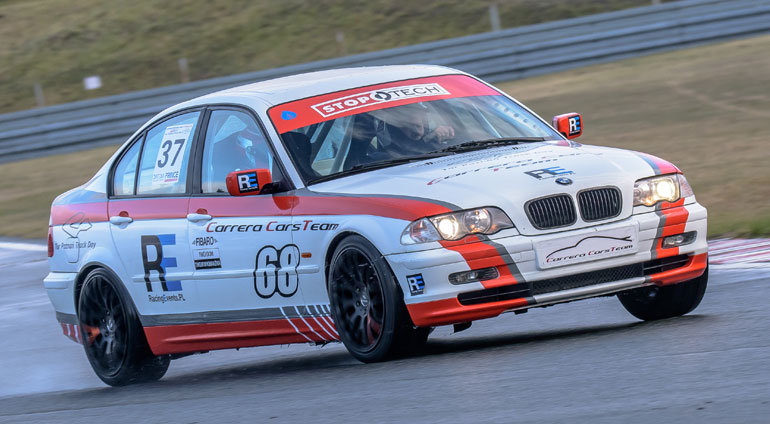 BMW 330i na Torze