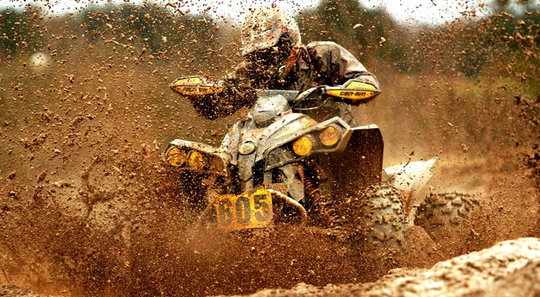 Quad na Błotnistej Trasie