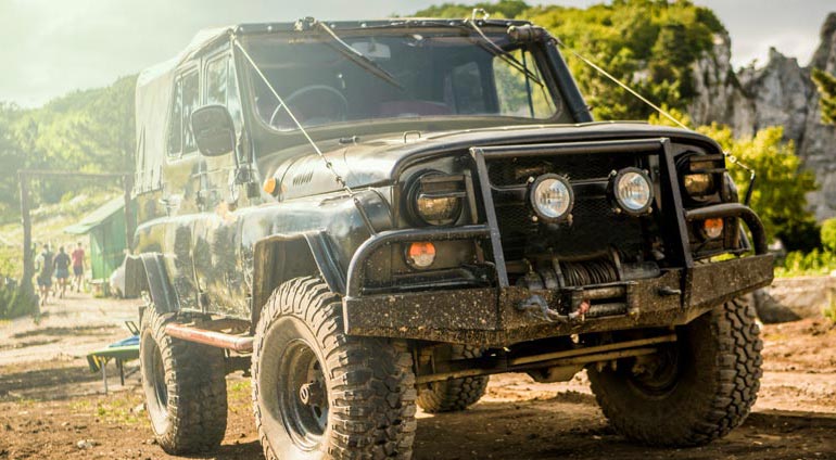 Samochód do jazdy terenowej 4x4 off road