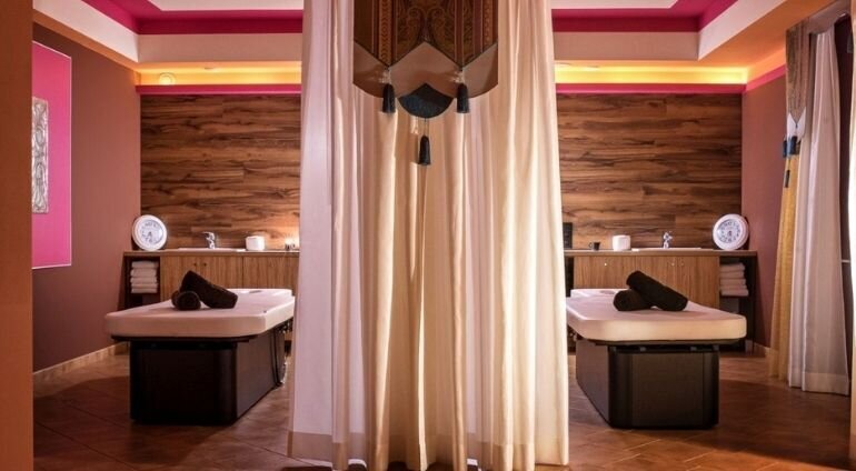 Dwa Łóżka W Spa Hotelowym