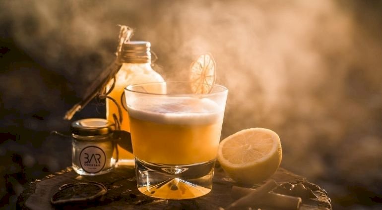 Przykład drinka z Koljnego Coctail Boxa