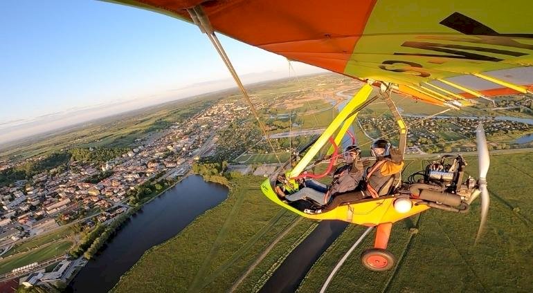 Lot motolotnią nad Pińczowem