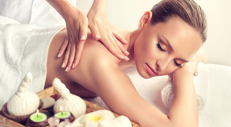 Masaż Pleców dla Kobiety w Kliatycznym SPA