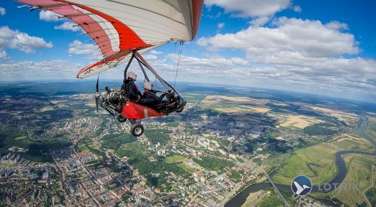 Widok z lotu motolotnią