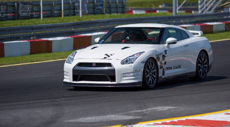 Jazda Nissan GTR - Białystok (1 okrążenie)