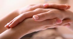 Prezent Manicure i pedicure: SPA dla dłoni i stóp zdjęcie 1