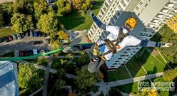 Ekstremalne przygody na wysokości: dream jump i wahadło