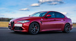Alfa Romeo Giulia na torze