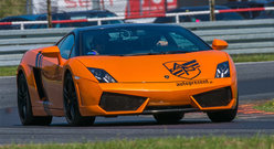 Pomarańczowe Lamborghini Gallardo