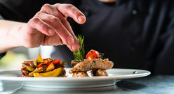 wykwintna degustacja w restauracji