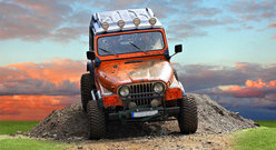Samochód terenowy podczas wyprawy off road