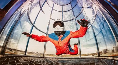 Lot w tunelu aerodynamicznym - pomysł na prezent dla brata